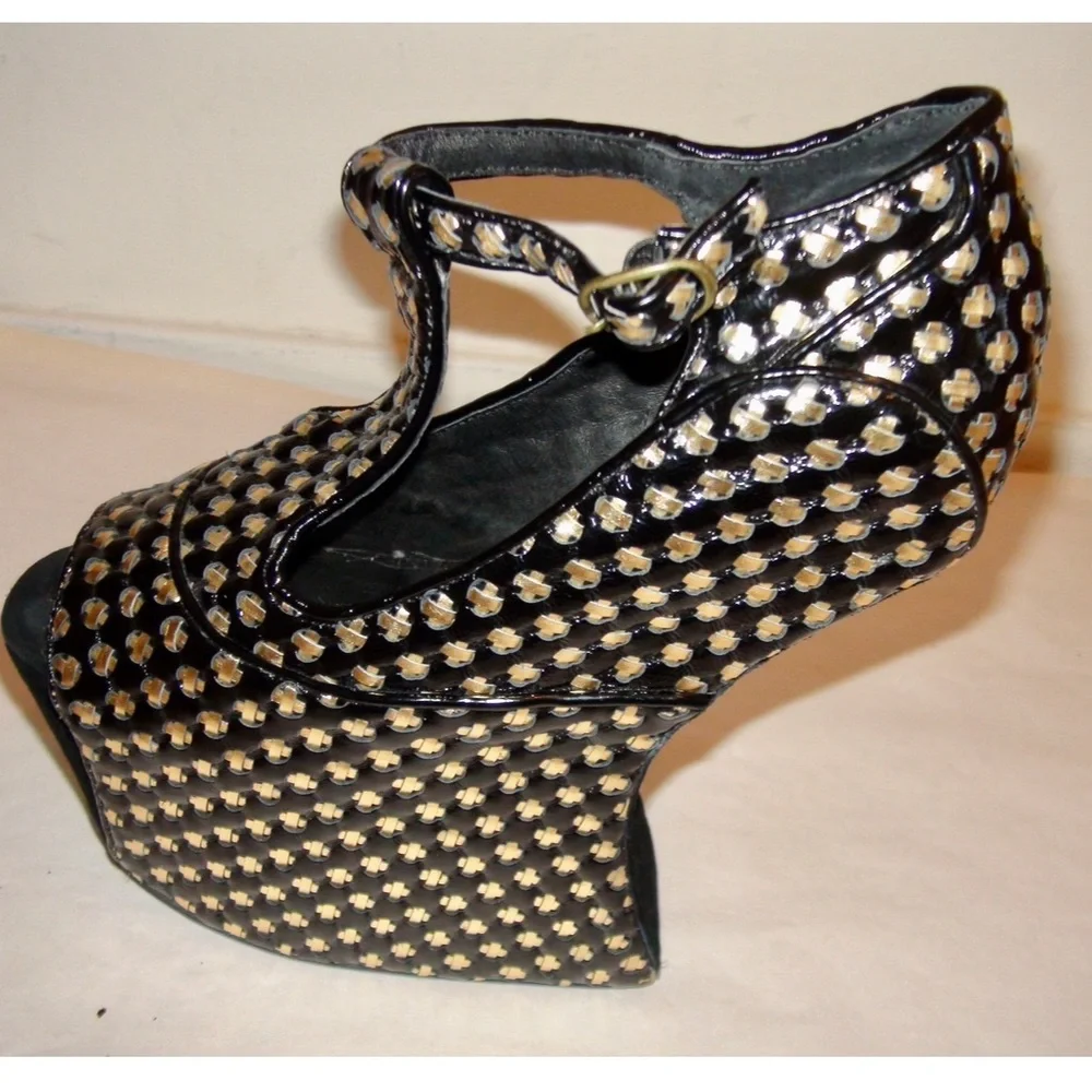Jeffrey Campbell Nighter Peep Toe T Strap Platform